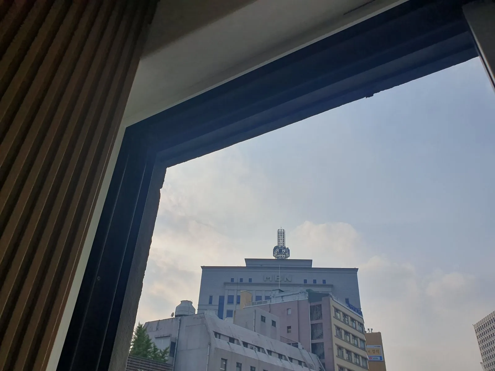 필동 사무실 미세방충망 시공 사진 6