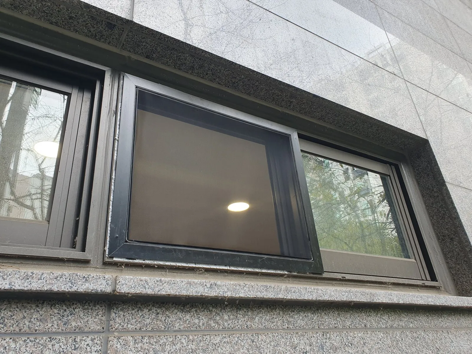 왕십리 상가 방충망 시공 사진 6