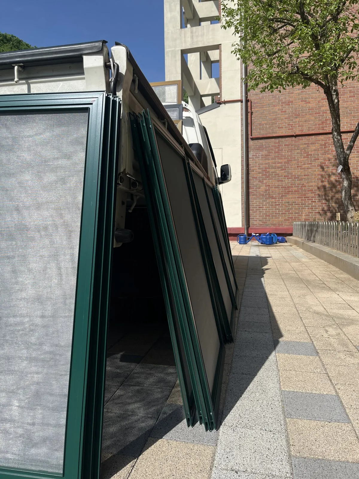 구로구 초등학교 방충망 시공 사진 7